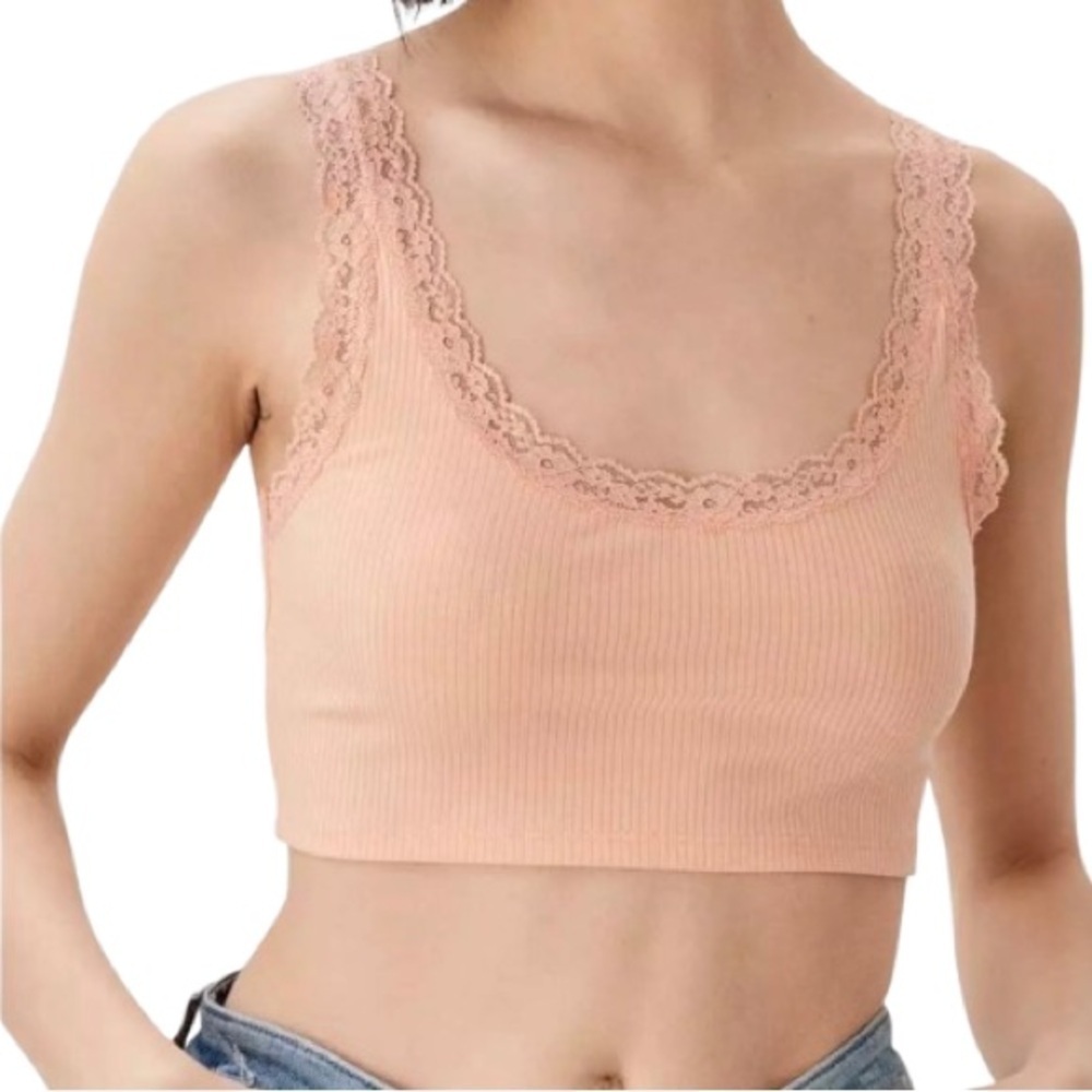 ❤️ 🆕 AMERICAN EAGLE - AE Super Cropped Lace Trim Cami Ribbed Bralette - Peach S
